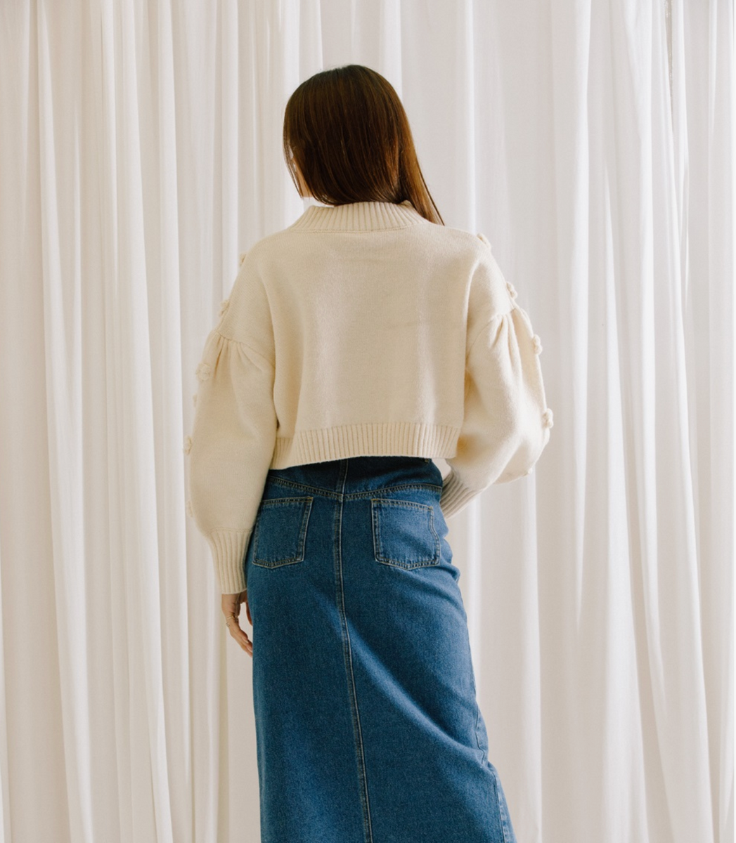 Storia Pom Pom Daisy Knit Cropped Sweater – The Good Wolf Lifestyle Co