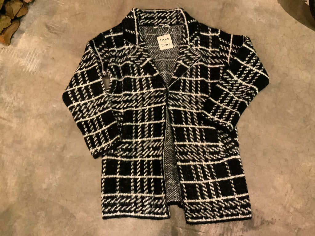 Davi & Dani Black Plaid Cardigan