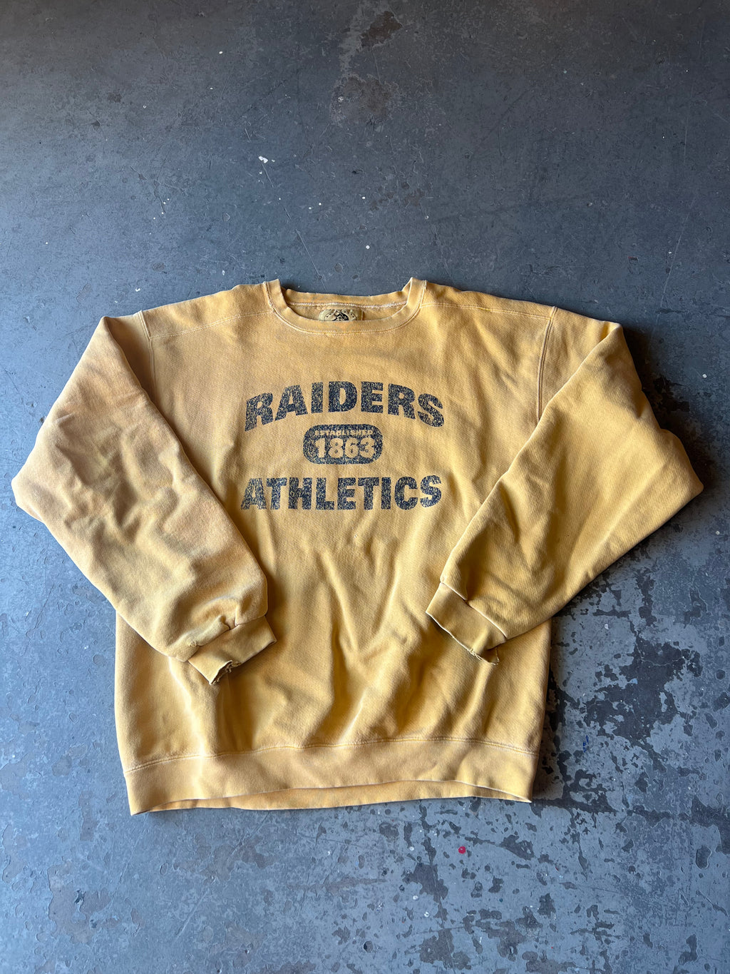 Vintage Raiders Pigment Dyed Sweatshirt