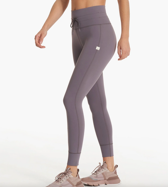 Vuori Daily Legging, Hazelnut, Large in 2023