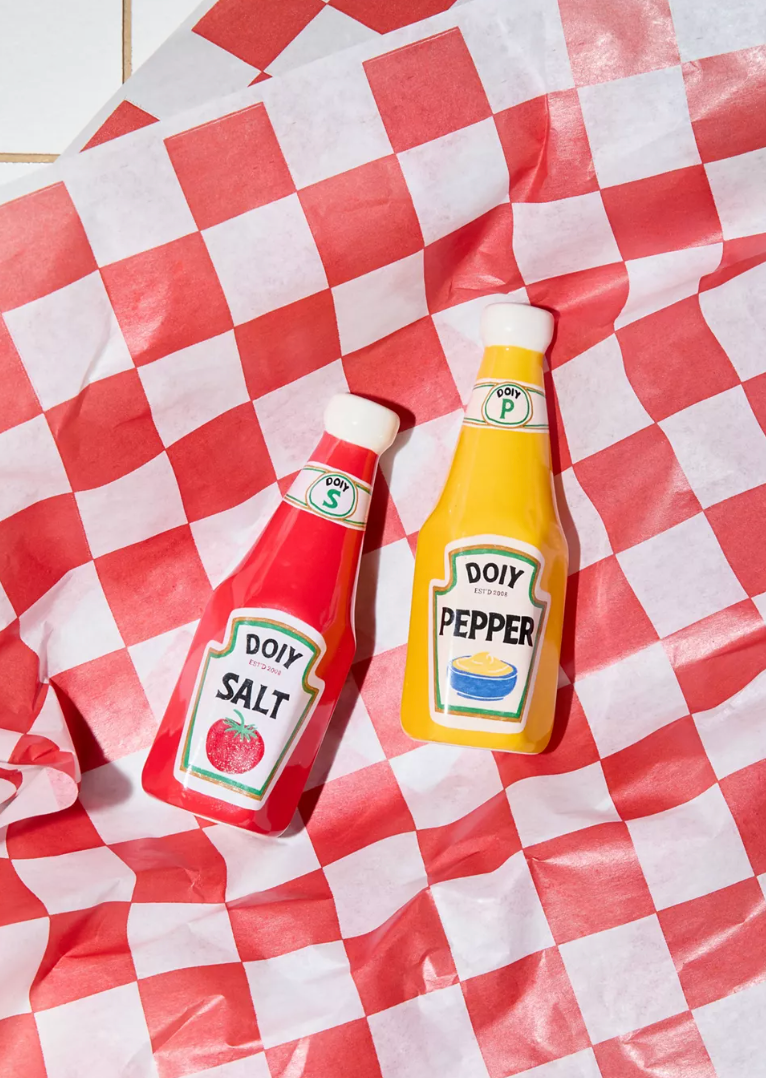 Salt & Pepper Shakers - Ketchup/Mustard