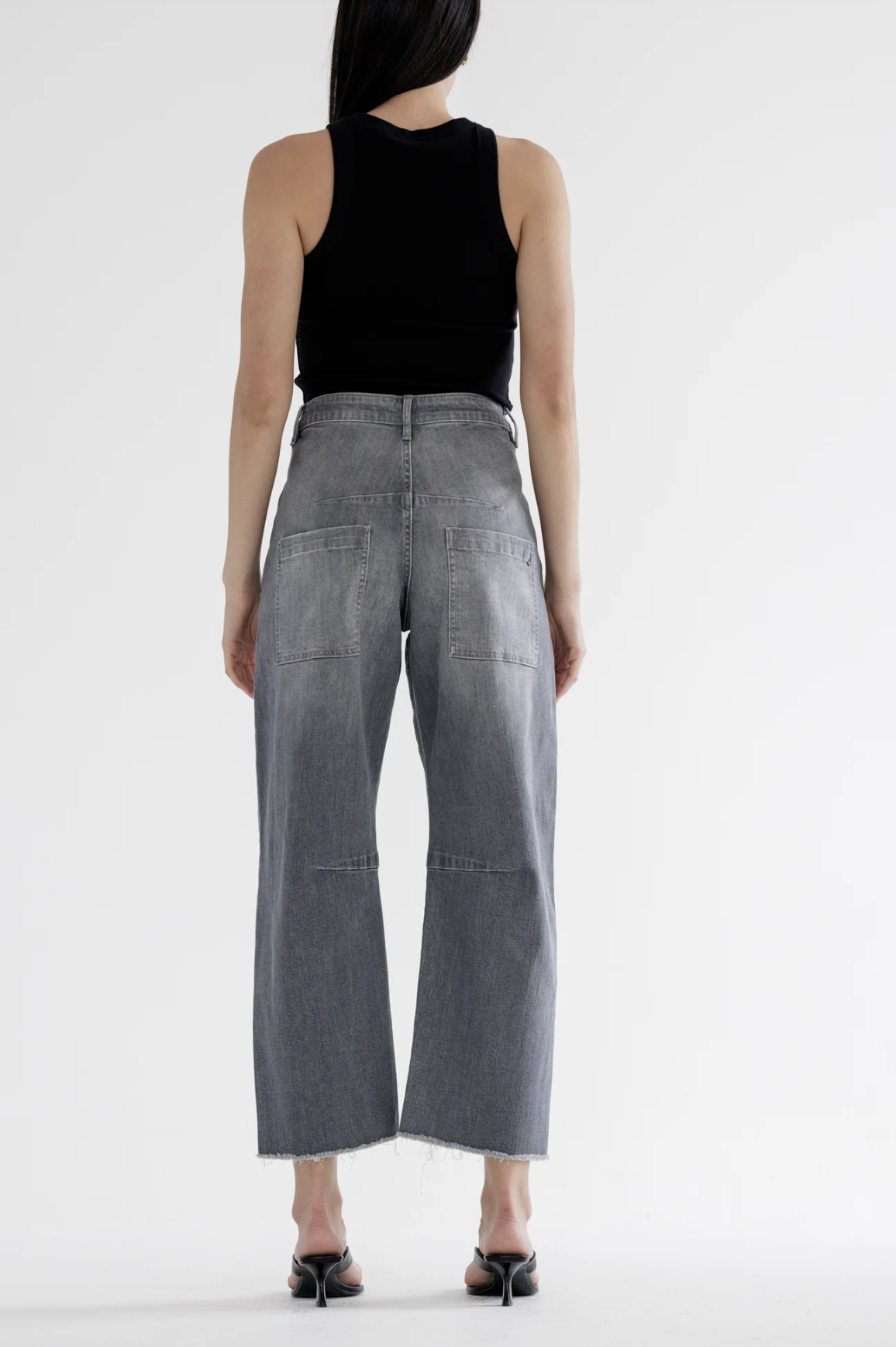 MICA Super High Gray Barrel Jeans