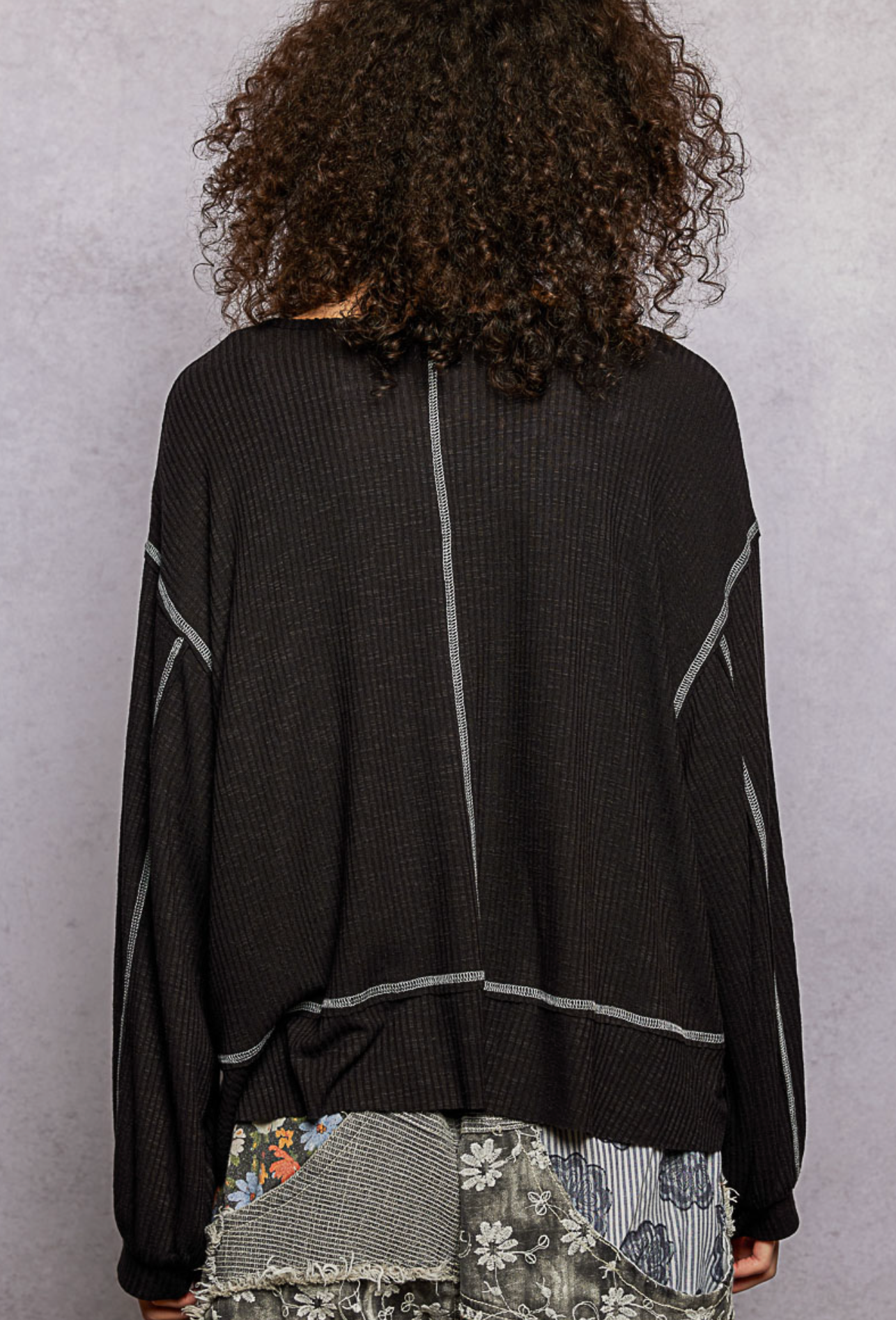 POL Oversized Black L/S Knit w/ White Contrast Stitch