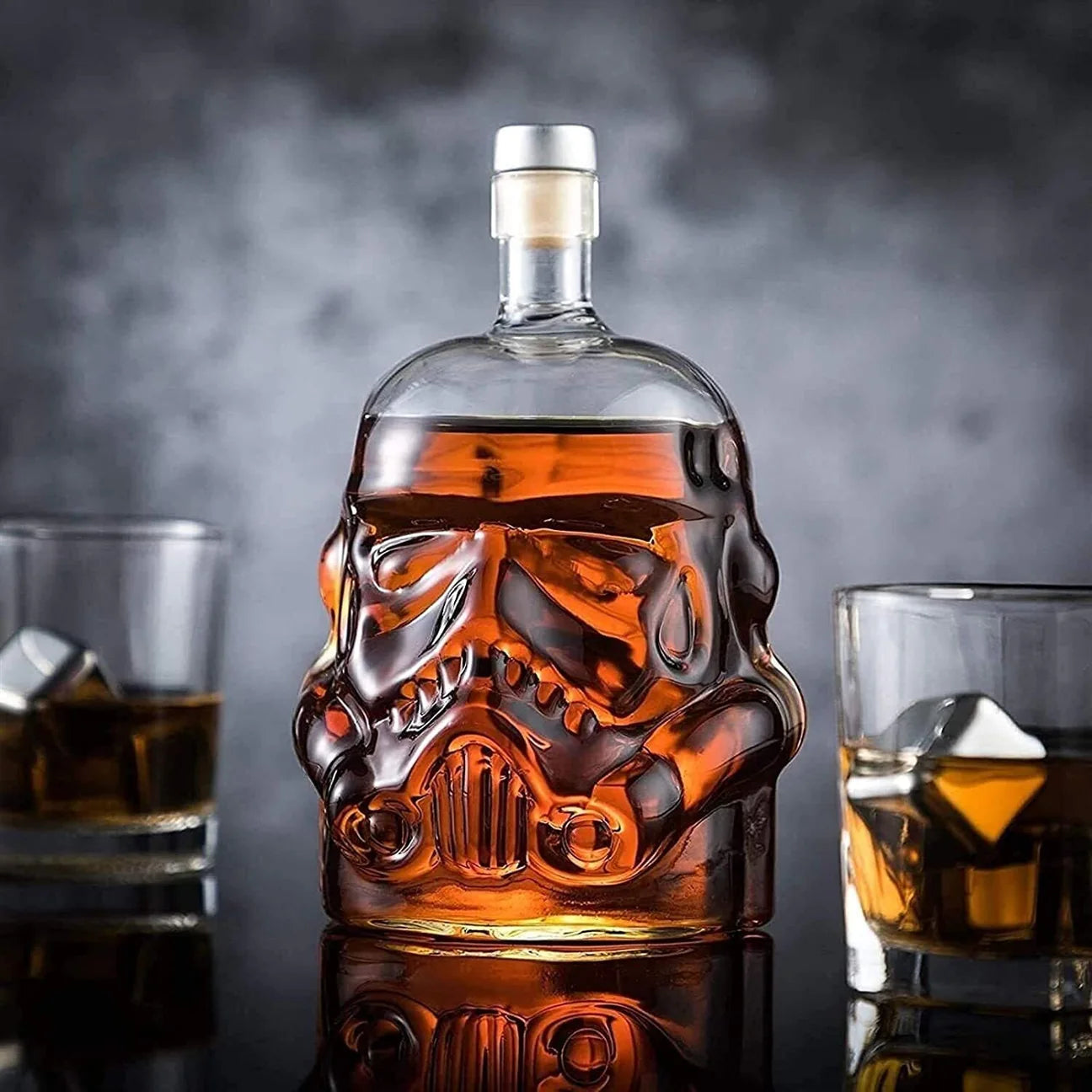 Trooper Whisky/Bourbon Decanter Sit with 2 Glasses