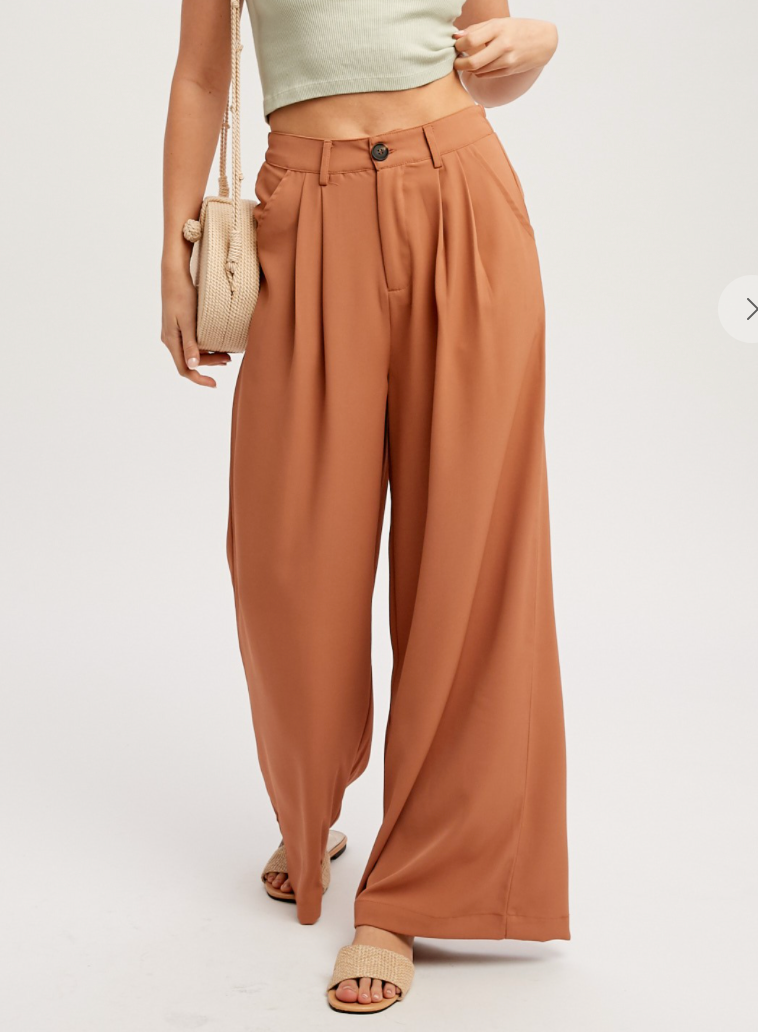 Stand Off Wide Legged Pant