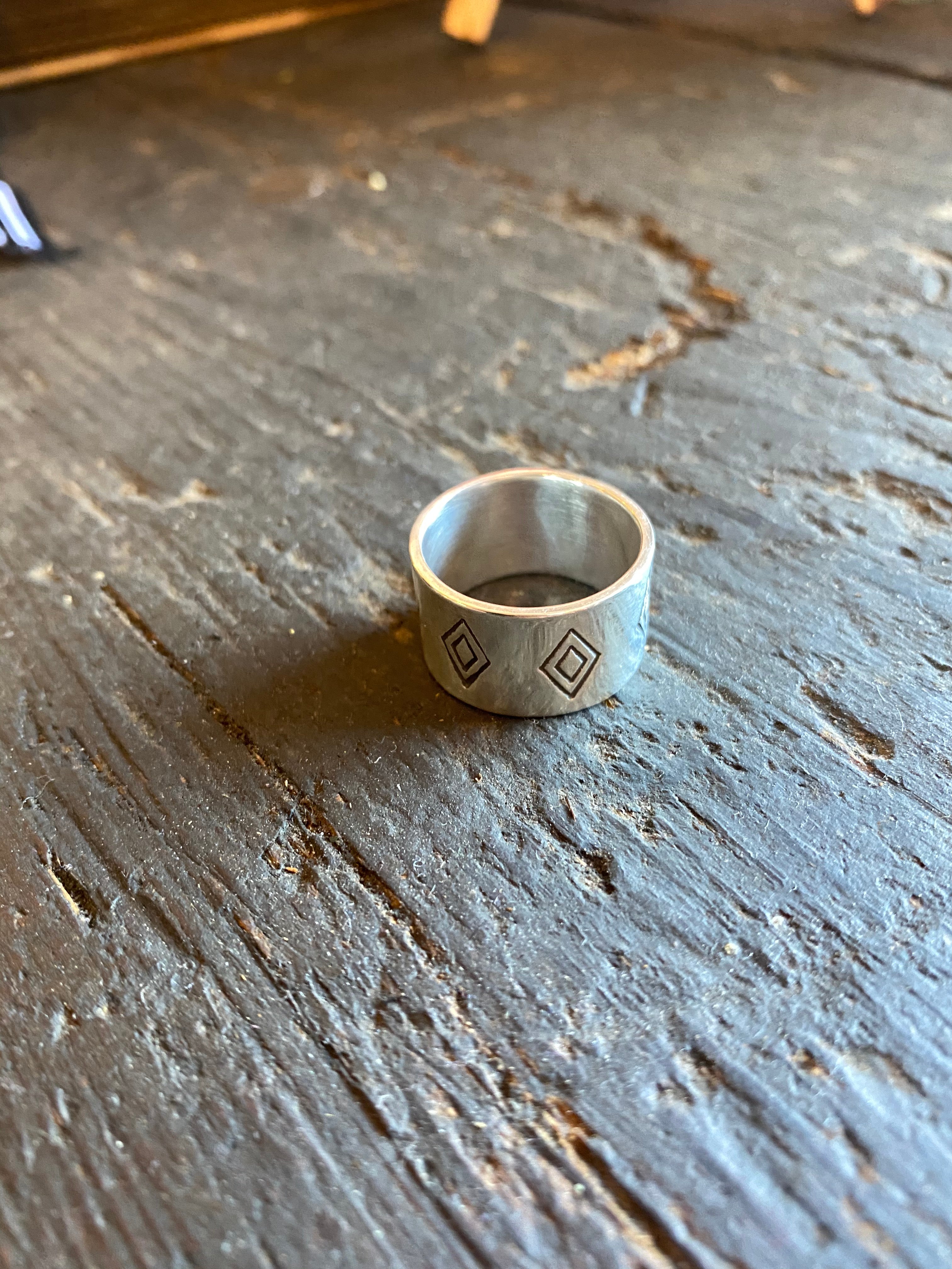 Native Stamp Banded Ring Sz. 8.25